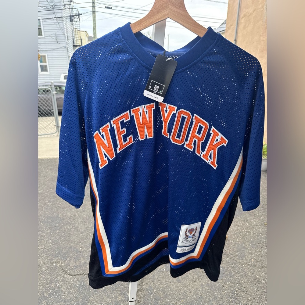 Kith for the New York Knicks Mesh Ryan Top - Picture 3 of 8